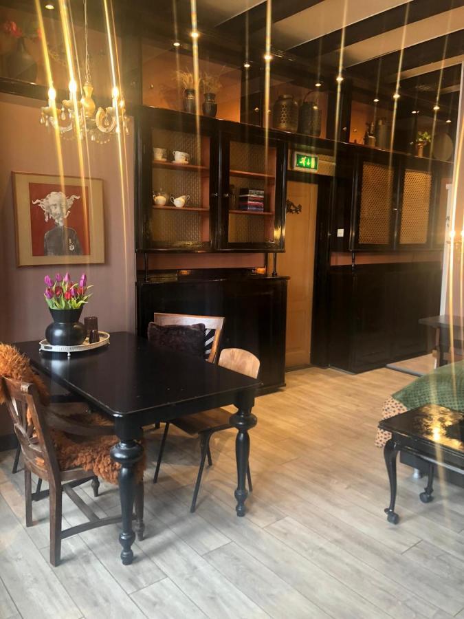Slapen Bij Cafe De Concurrent Hotel Vlissingen Kültér fotó