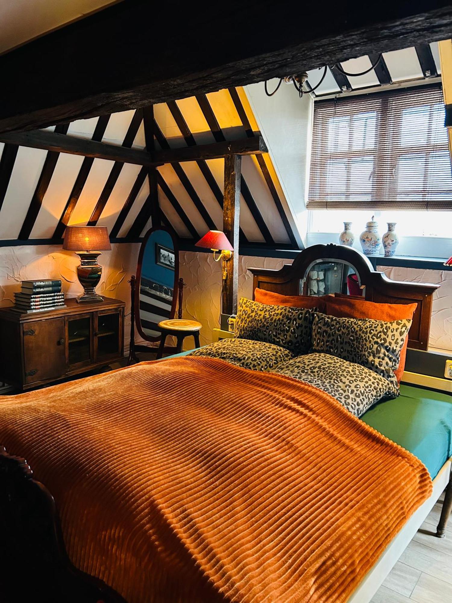 Slapen Bij Cafe De Concurrent Hotel Vlissingen Kültér fotó